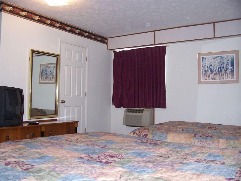 North Country American Inn Kalkaska Exterior foto